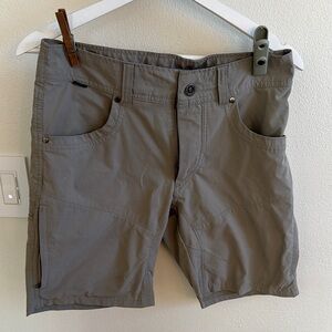 Kühl Men's Gray Cargo Shorts